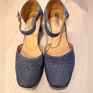 Pikolinos Gomera ankle strap shoes size 39